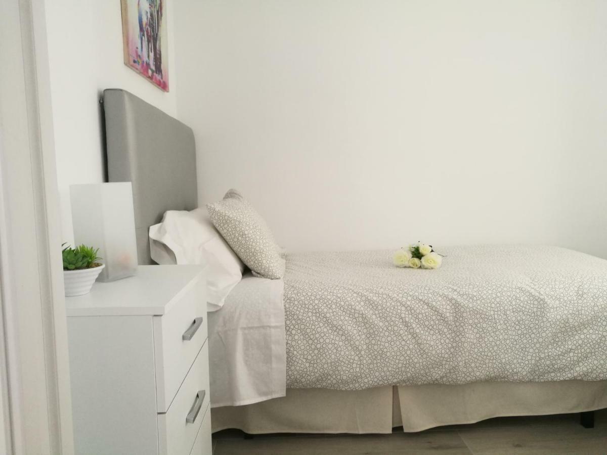 Piso Con Terraza Y Vistas Espectaculares Apartment การ์โมนา ภายนอก รูปภาพ